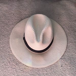 White Vince Camuto Hat